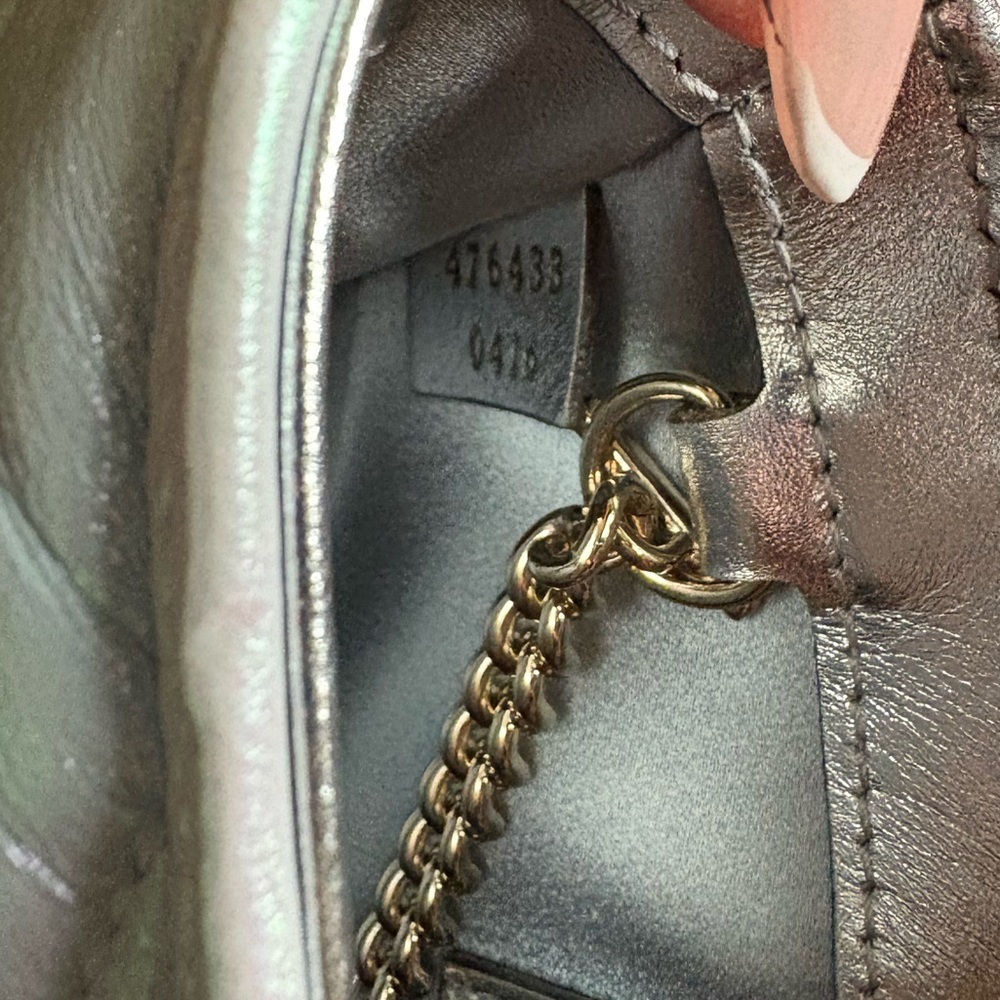 Gucci Mini Iridescent Marmont Bag - Picture 5 of 10